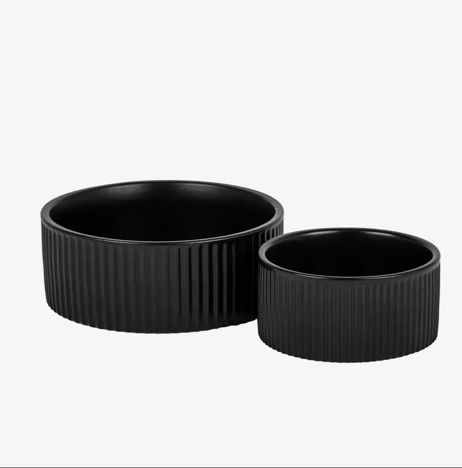 Jardin Ribbed Pet Bowl Collection – Modern Matte Exterior  Black