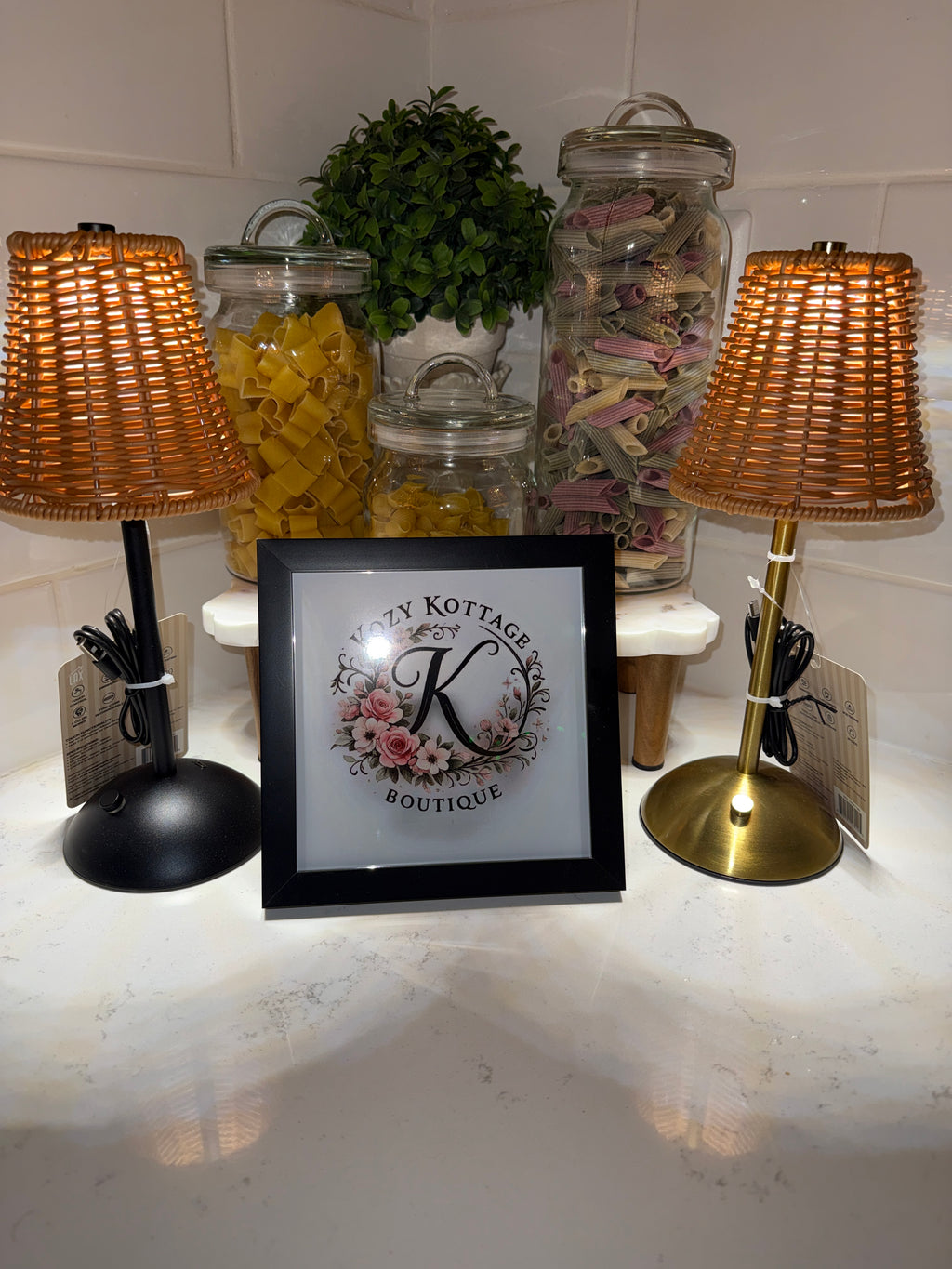 Rechargeable Rattan Led Lamp – Black or Gold